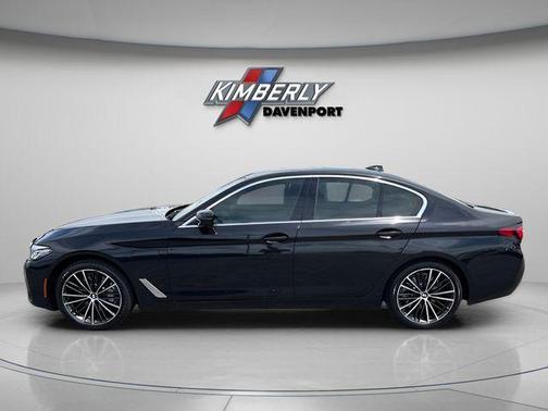 Black Sapphire Metallic 2021 BMW 530e 530e xDrive