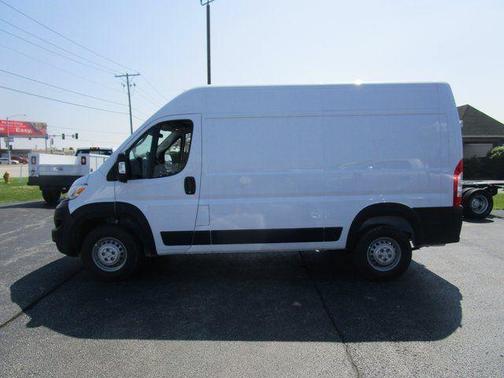 Bright White Clearcoat 2024 RAM ProMaster 2500 High Roof
