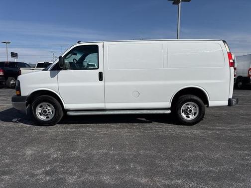 2022 GMC Savana 2500 Work Van