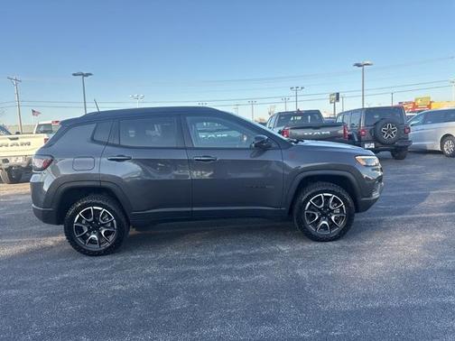 2024 Jeep Compass Trailhawk