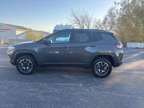 2024 Jeep Compass Trailhawk