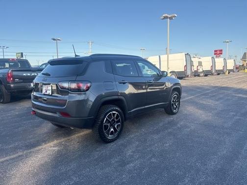 2024 Jeep Compass Trailhawk