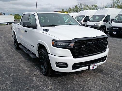 Bright White Clearcoat 2026 RAM 1500 Big Horn/Lone Star