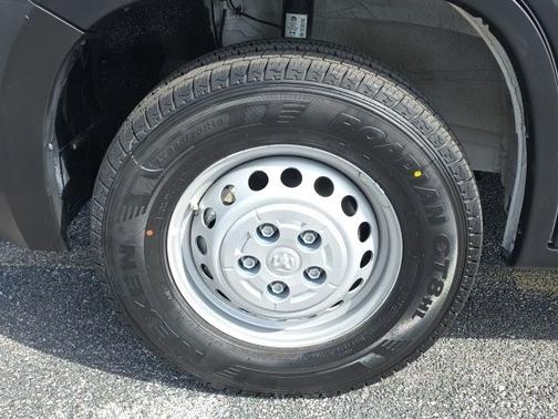 Bright White Clearcoat 2025 RAM ProMaster 2500 Base