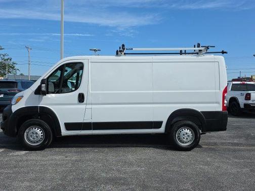 Bright White Clearcoat 2025 RAM ProMaster 2500 Base
