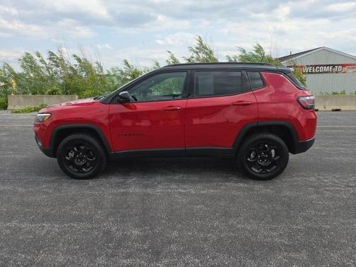 2024 Jeep Compass Trailhawk