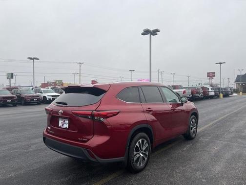 2022 Toyota Highlander XLE