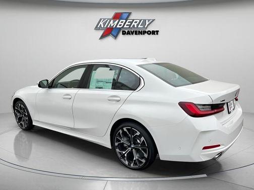 2025 BMW 330 i xDrive