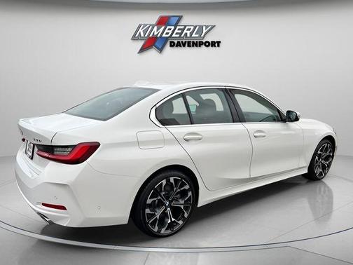 2025 BMW 330 i xDrive