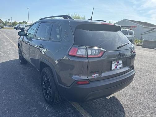2023 Jeep Cherokee Altitude Lux