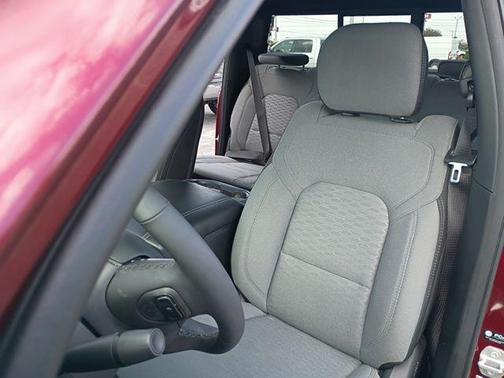 Delmonico Red Pearlcoat 2025 RAM 1500 Big Horn/Lone Star