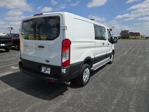 2022 Ford Transit-250 Base