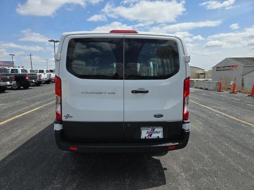 2022 Ford Transit-250 Base