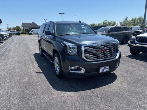 Dark Sky Metallic 2020 GMC Yukon XL Denali