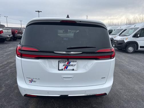 Bright White Clearcoat 2026 Chrysler Pacifica Select AWD