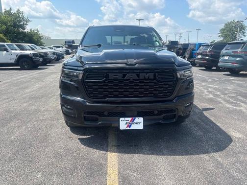 Diamond Black Crystal Pearlcoat 2026 RAM 1500 Big Horn