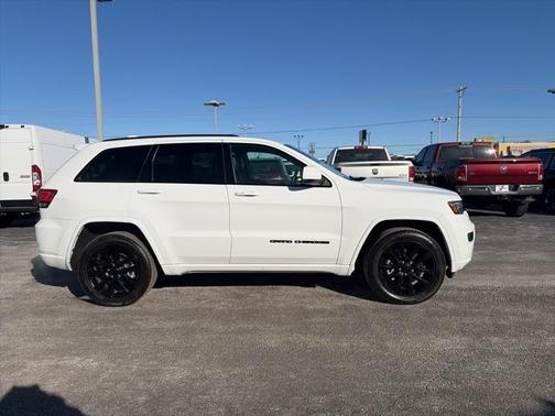2021 Jeep Grand Cherokee Laredo X