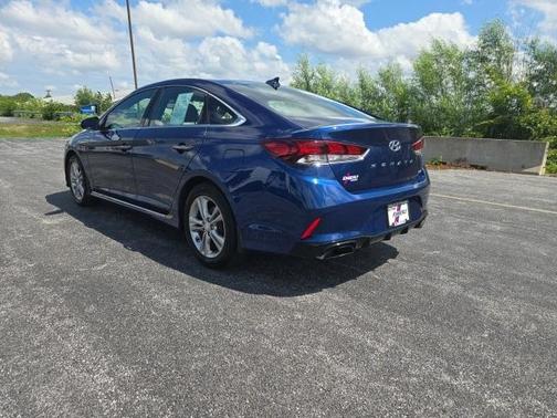 2018 Hyundai SONATA Sport