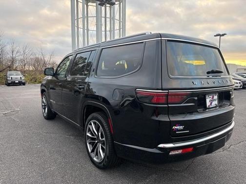 2023 Jeep Wagoneer Series III
