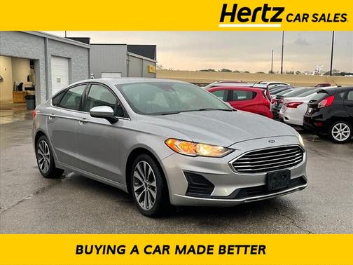 Photo 1 of 26 of 2020 Ford Fusion SE