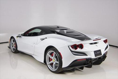 2022 Ferrari F8 Tributo Base