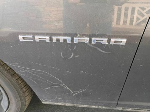 2011 Chevrolet Camaro 2LS