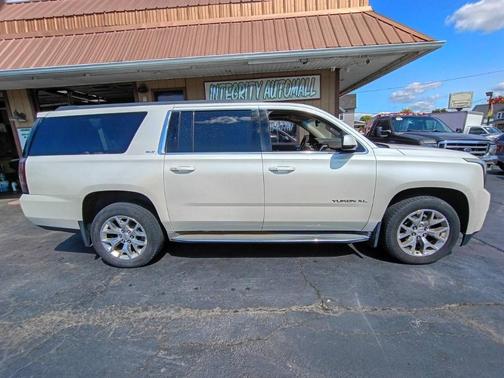 2015 GMC Yukon XL 1500 SLT