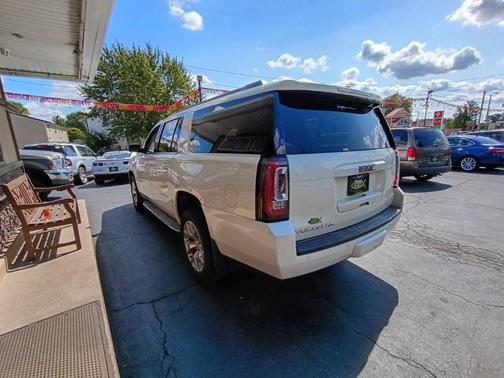 2015 GMC Yukon XL 1500 SLT