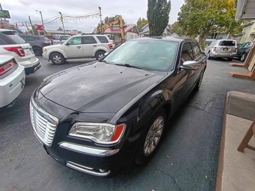 2013 Chrysler 300C Base