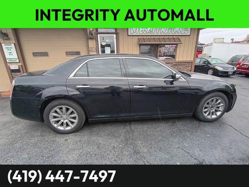 2013 Chrysler 300C Base