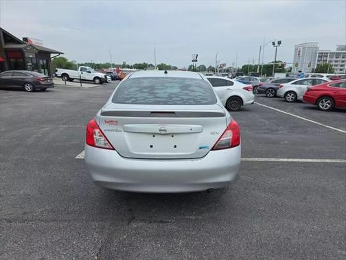 2014 Nissan Versa 1.6 SV