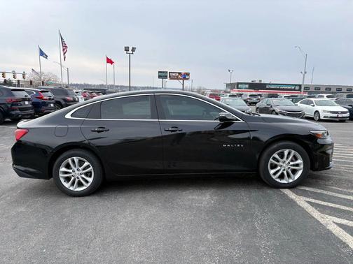 2016 Chevrolet Malibu 1LT