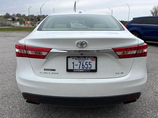 Blizzard Pearl 2013 Toyota Avalon XLE Touring
