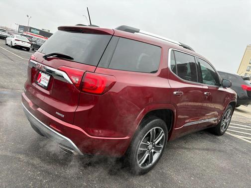 2018 GMC Acadia Denali