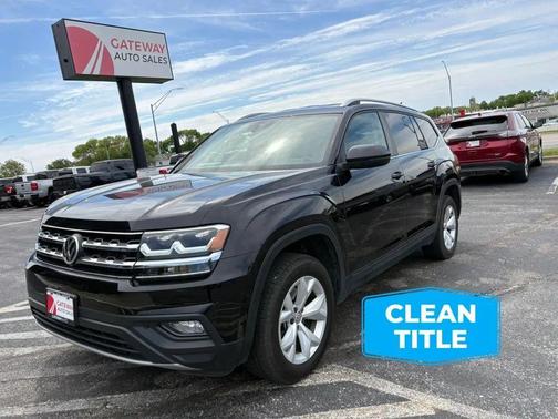 Black Uni 2019 Volkswagen Atlas 3.6L SE w/Technology