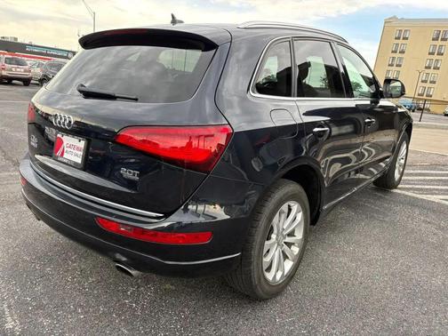 Blue 2017 Audi Q5 2.0T Premium