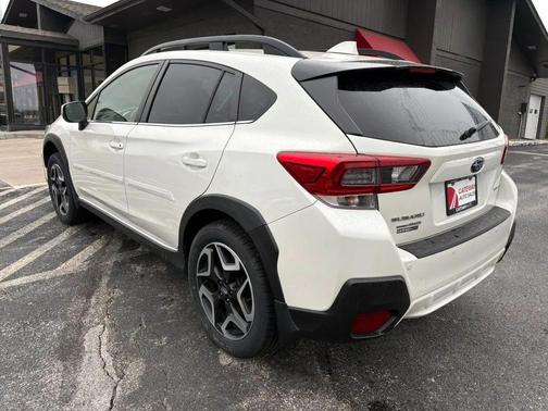 Crystal White Pearl 2020 Subaru Crosstrek Limited