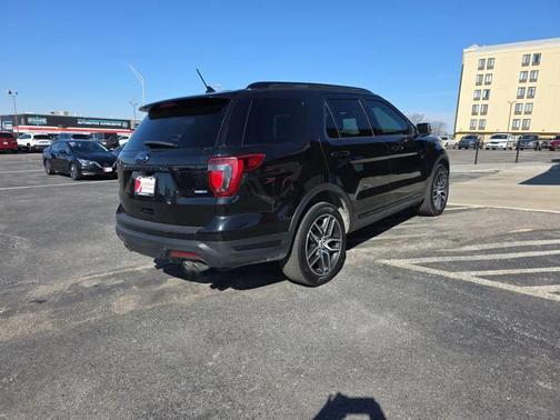 2019 Ford Explorer Sport