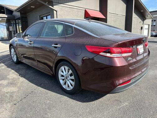 2017 Kia Optima LX