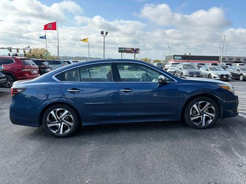 2022 Subaru Legacy Touring XT