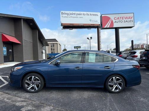2022 Subaru Legacy Touring XT