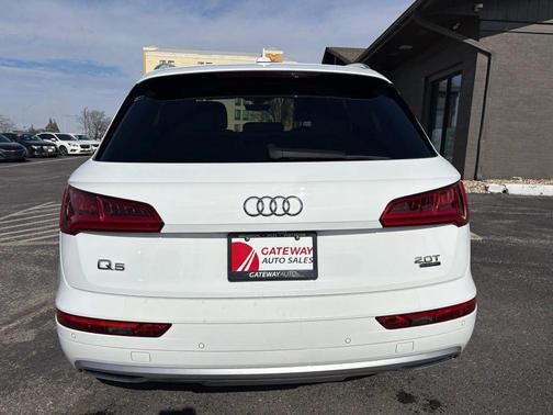 2018 Audi Q5 2.0T Tech Premium