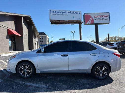 2016 Toyota Corolla LE Premium