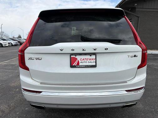 2020 Volvo XC90 T6 Inscription