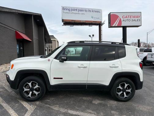 2020 Jeep Renegade Trailhawk