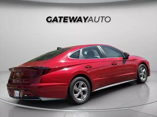 2022 Hyundai SONATA SE