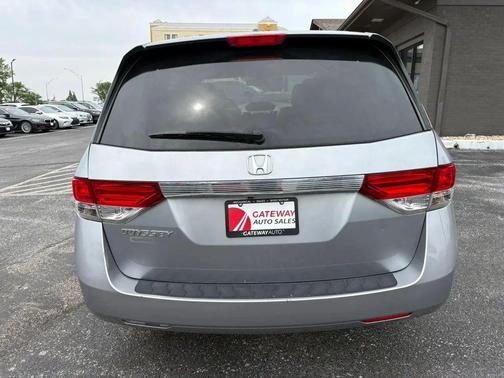 Lunar Silver Metallic 2017 Honda Odyssey EX-L