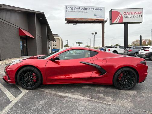 2024 Chevrolet Corvette Stingray w/2LT