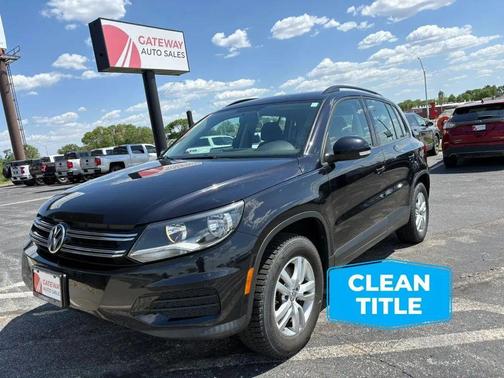 Deep Black Pearl 2015 Volkswagen Tiguan Auto S