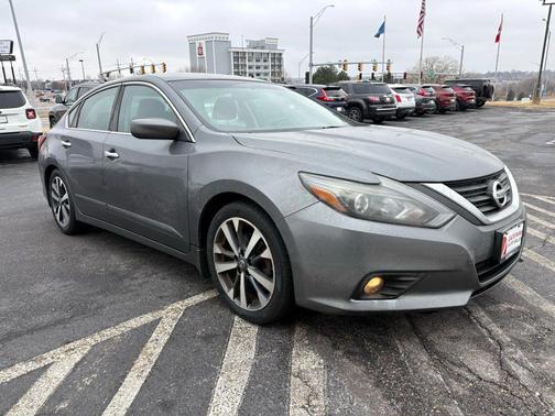 2017 Nissan Altima 2.5 SR